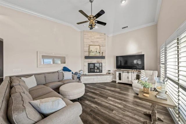 2136 Camino Christina, Alpine, CA 91901