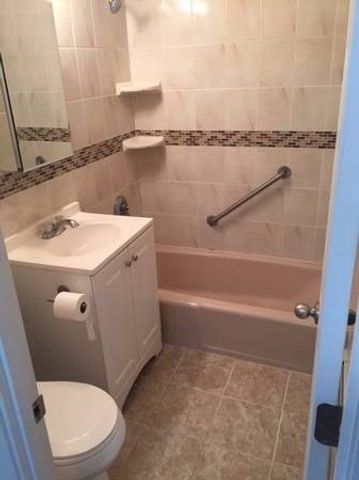 1 Cassidy Lane 9, Medway, MA 02053