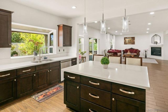 1675 Felicita, Escondido, CA 92025