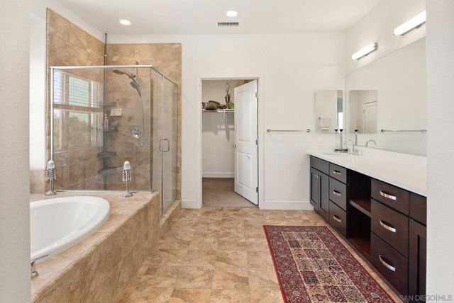 1675 Felicita, Escondido, CA 92025