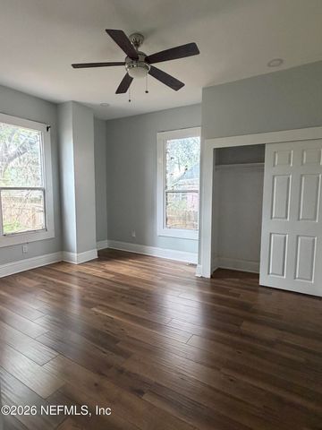129 E 5TH Street, Jacksonville, FL 32206