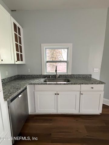 129 E 5TH Street, Jacksonville, FL 32206