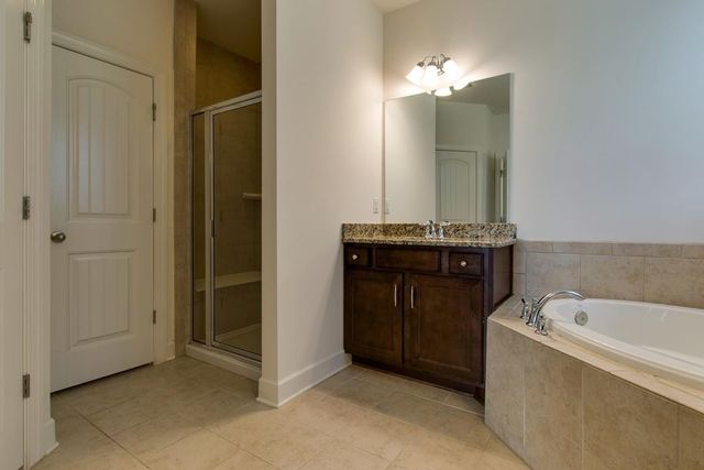1205 Cressy Ln, Brentwood, TN 37027