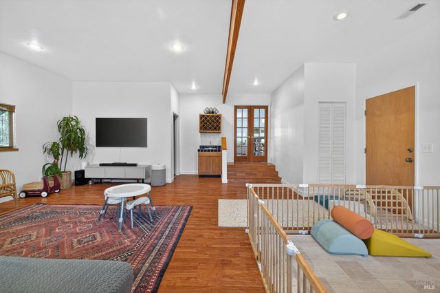 445 Marshall Ave, Petaluma, CA 94952