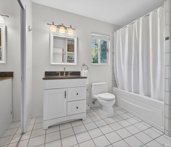 445 Marshall Ave, Petaluma, CA 94952