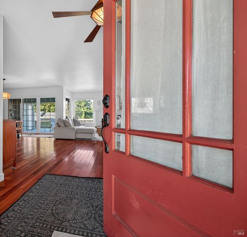 445 Marshall Ave, Petaluma, CA 94952