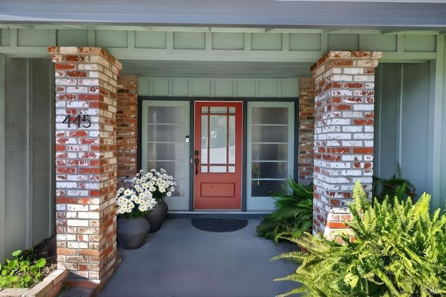 445 Marshall Ave, Petaluma, CA 94952