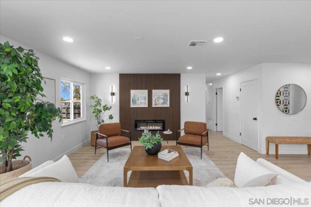 16462 Sarape Dr., San Diego, CA 92128