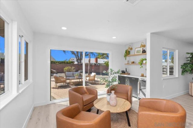 16462 Sarape Dr., San Diego, CA 92128