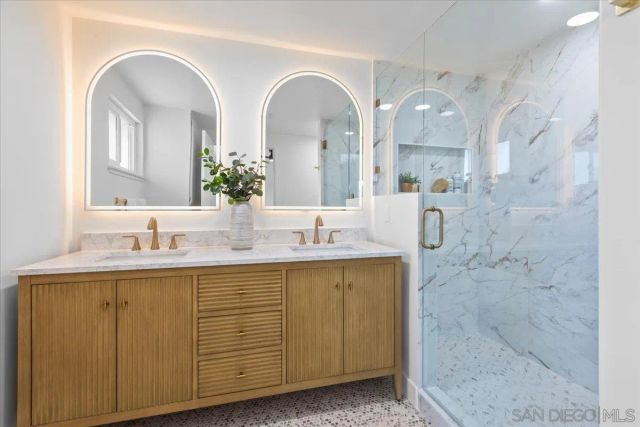 16462 Sarape Dr., San Diego, CA 92128