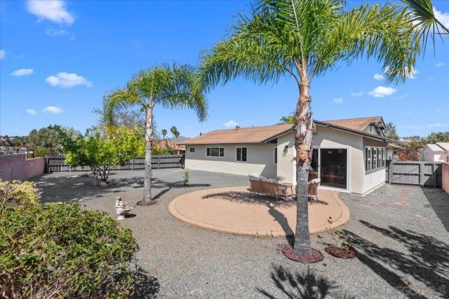 16462 Sarape Dr., San Diego, CA 92128