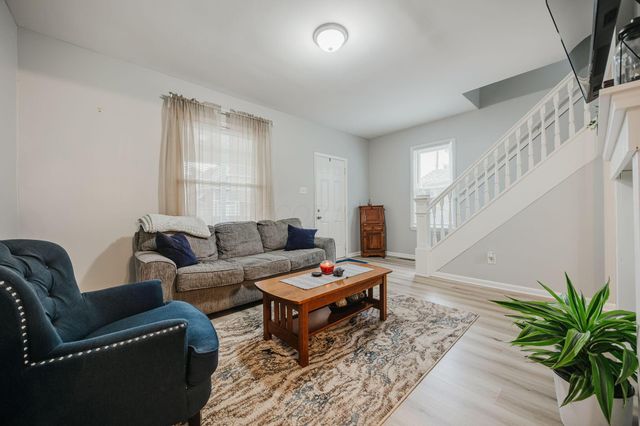 1008 E Whittier Street, Columbus, OH 43206
