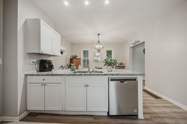 1008 E Whittier Street, Columbus, OH 43206