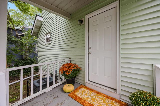1008 E Whittier Street, Columbus, OH 43206