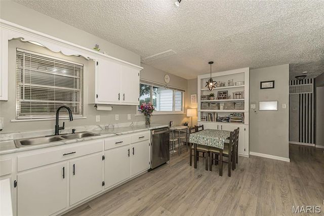 1826 Elm Tree Street, St Peters, MO 63376