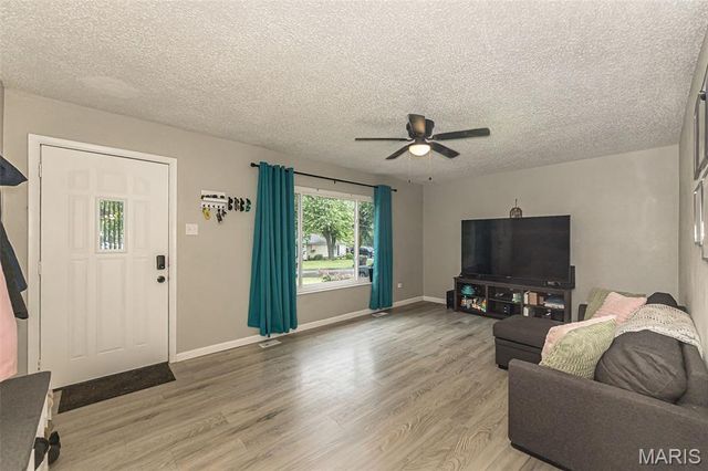 1826 Elm Tree Street, St Peters, MO 63376