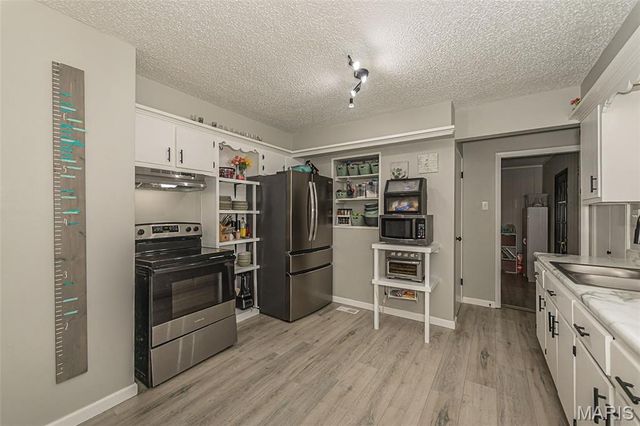 1826 Elm Tree Street, St Peters, MO 63376