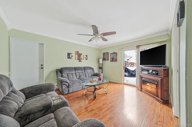 16 Magic Mountain Drive, Coram, NY 11727