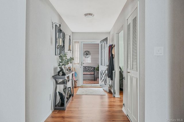 16 Magic Mountain Drive, Coram, NY 11727