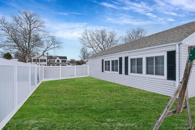 16 Magic Mountain Drive, Coram, NY 11727