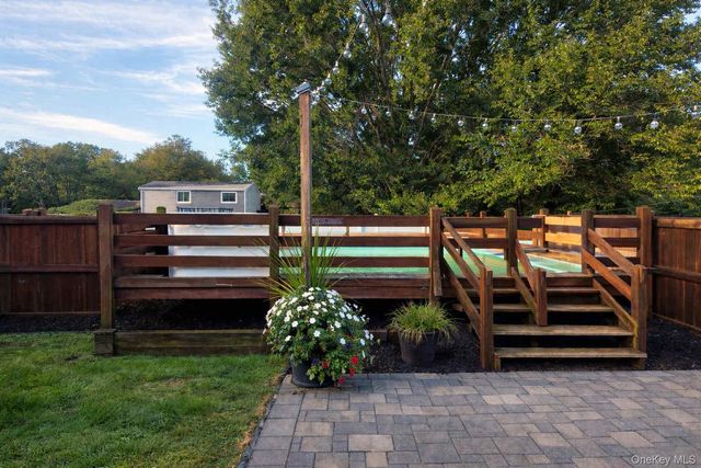 16 Magic Mountain Drive, Coram, NY 11727