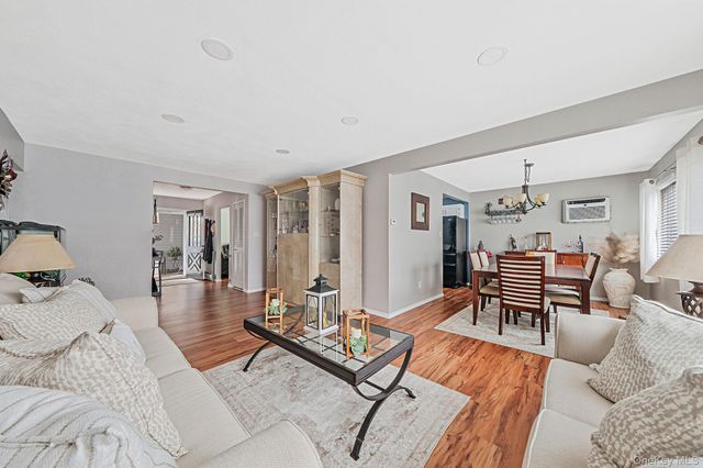 16 Magic Mountain Drive, Coram, NY 11727