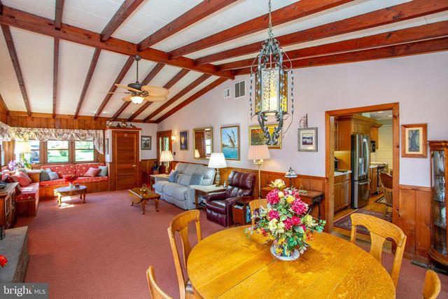 6682 UPPER YORK RD, New Hope, PA 18938