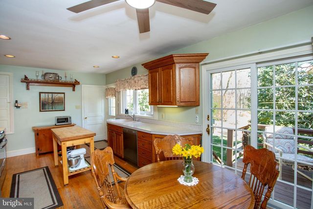 6682 UPPER YORK RD, New Hope, PA 18938