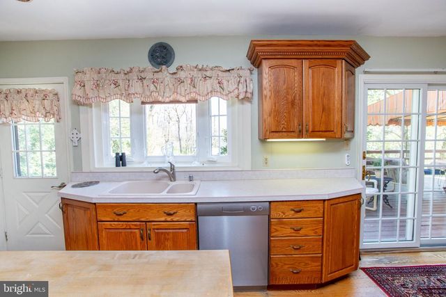 6682 UPPER YORK RD, New Hope, PA 18938