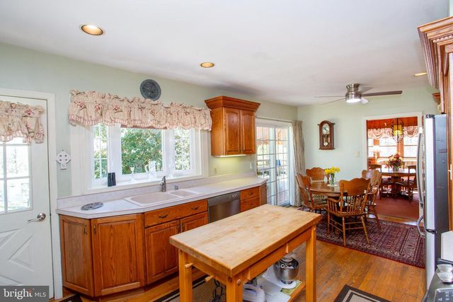 6682 UPPER YORK RD, New Hope, PA 18938