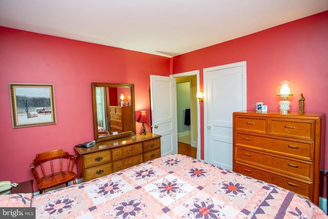 6682 UPPER YORK RD, New Hope, PA 18938