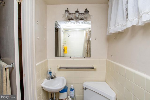 6682 UPPER YORK RD, New Hope, PA 18938