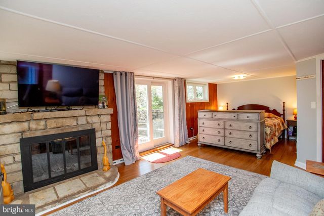 6682 UPPER YORK RD, New Hope, PA 18938