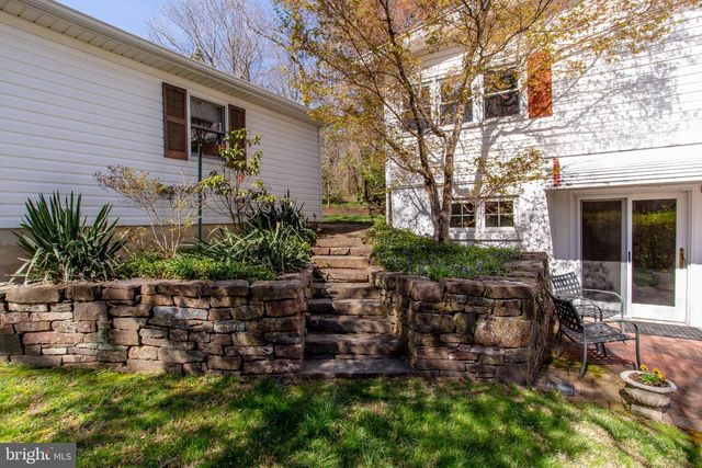 6682 UPPER YORK RD, New Hope, PA 18938