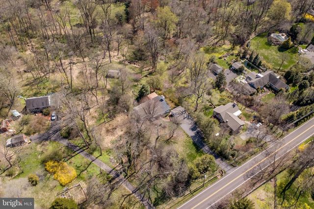 6682 UPPER YORK RD, New Hope, PA 18938