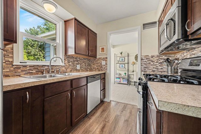 2559 Foster Avenue Ne, City Of Grand Rapids, MI 49505