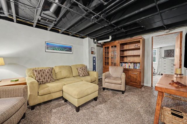 2559 Foster Avenue Ne, City Of Grand Rapids, MI 49505