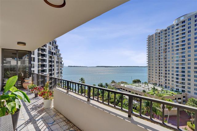 520 Brickell Key Dr A1015, Miami, FL 33131