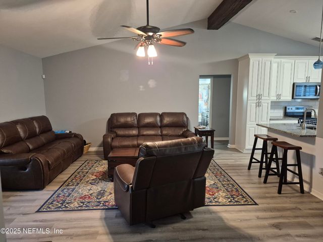 1688 NORTHGLEN Circle, Middleburg, FL 32068