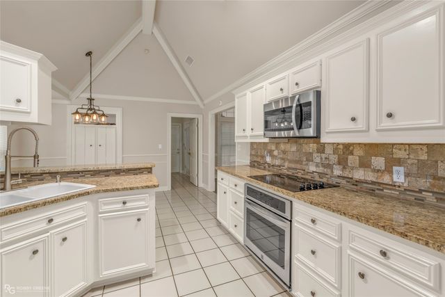 1605 S Lexington Drive, Bossier City, LA 71111