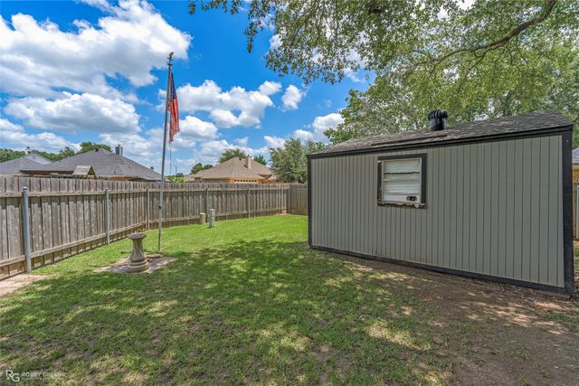 1605 S Lexington Drive, Bossier City, LA 71111