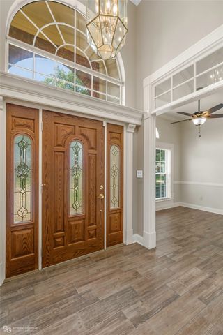 1605 S Lexington Drive, Bossier City, LA 71111
