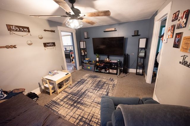 39 Laurel St, Leominster, MA 01453