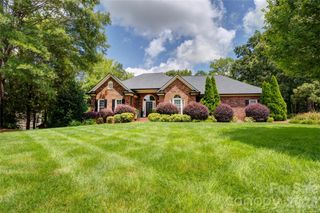1152 N Windsor Drive, Kannapolis, NC 28081