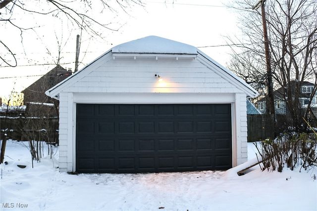 3556 Avalon Road, Shaker Heights, OH 44120