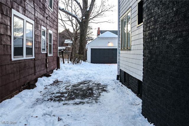 3556 Avalon Road, Shaker Heights, OH 44120