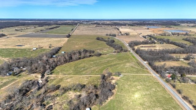 12537 N AR 43 Hwy, Maysville, AR 72747