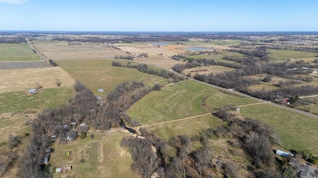 12537 N AR 43 Hwy, Maysville, AR 72747