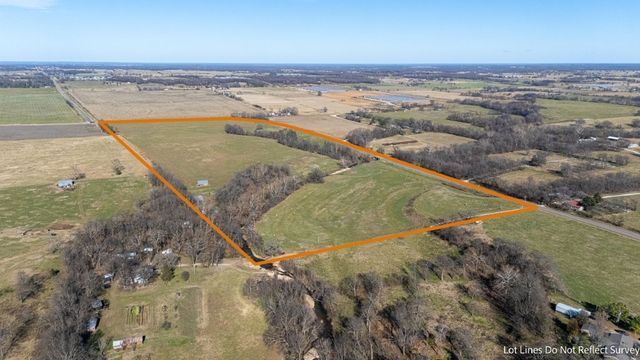 12537 N AR 43 Hwy, Maysville, AR 72747