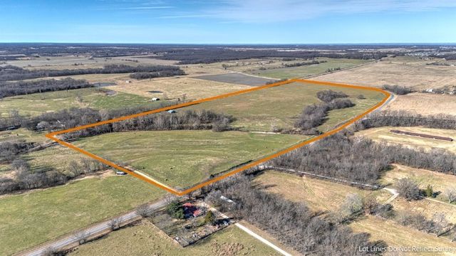 12537 N AR 43 Hwy, Maysville, AR 72747